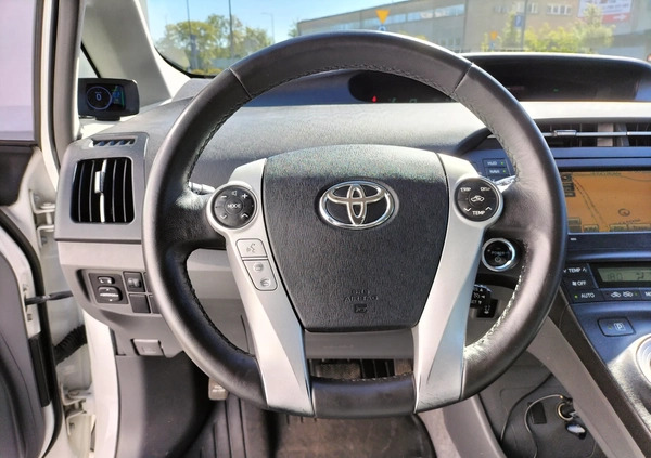 Toyota Prius cena 38000 przebieg: 256500, rok produkcji 2010 z Bydgoszcz małe 326
